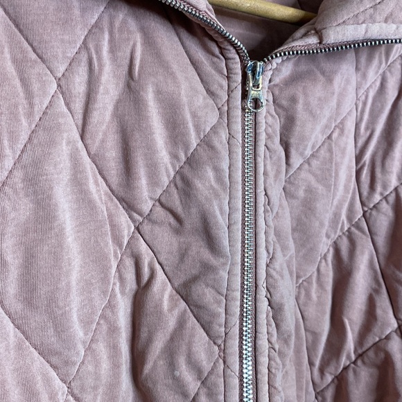 💖 2/$25 Wild Fable Mauve Quilted Jacket - Picture 4 of 9